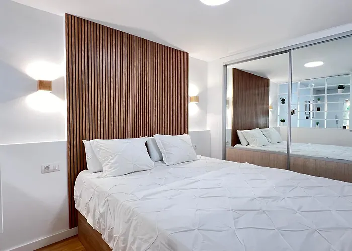 Paulmarie El Camison * פלאייה דה לאס אמריקס