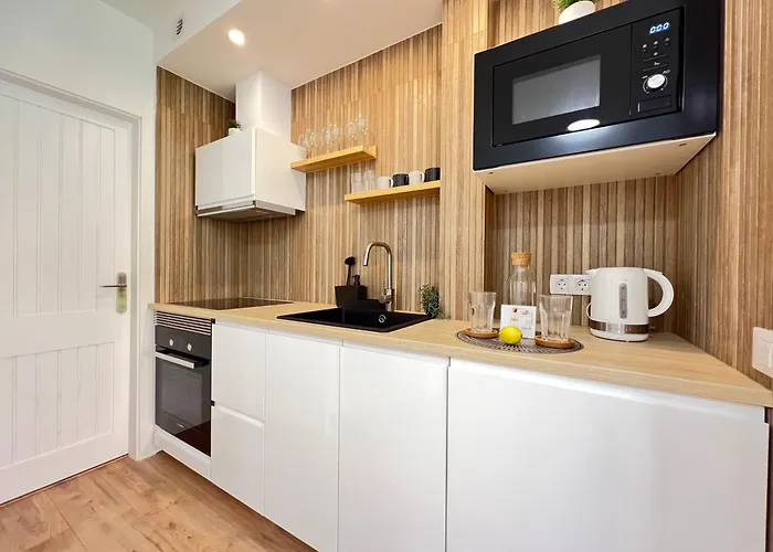 Paulmarie El Camison Apartman